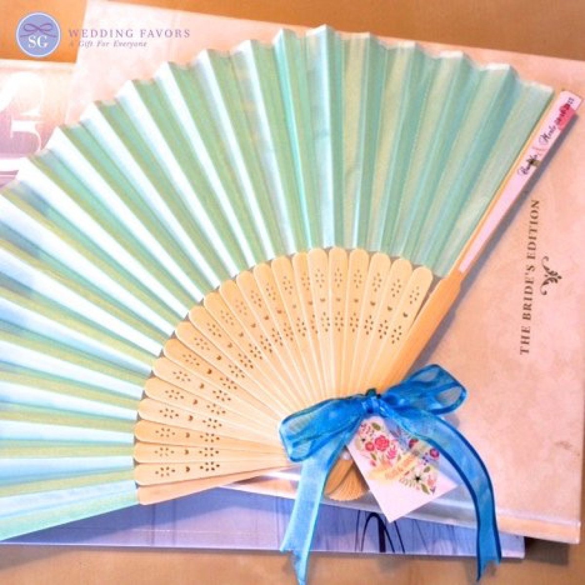 Cheap outlet fan favors