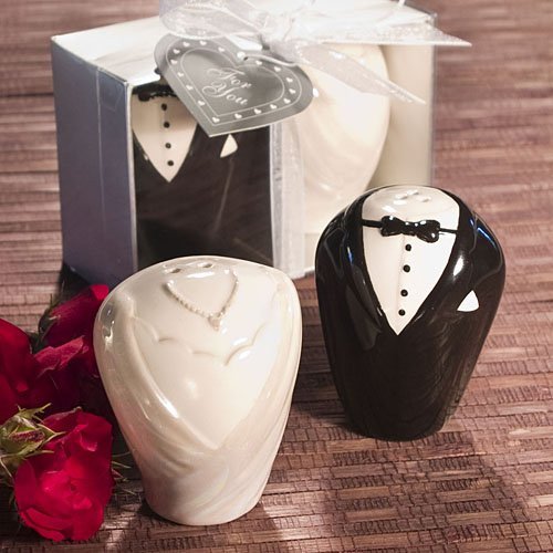 Bride & Groom Salt & Pepper Shakers Favors