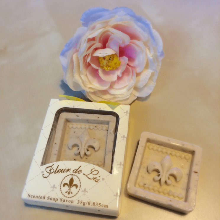 Fleur de Lis Soap Favor