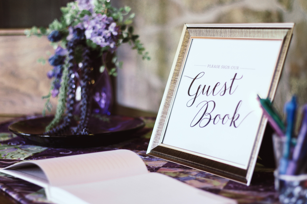 10 of the Best Guest Book Ideas