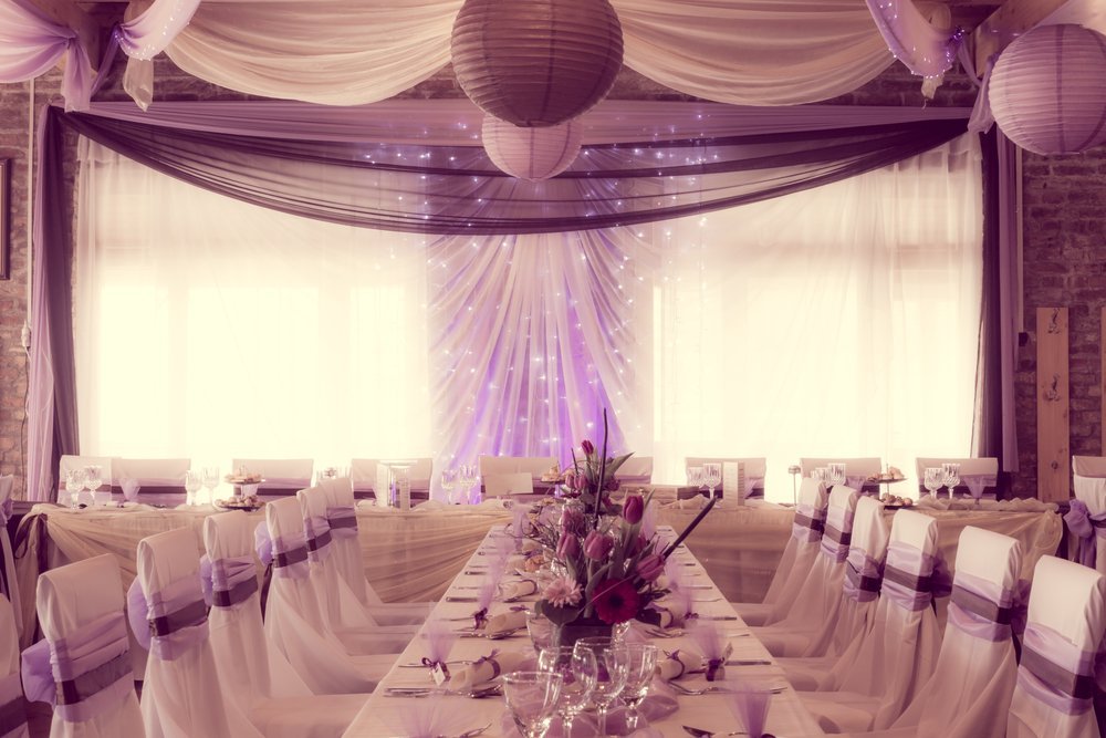 5 Bold and Beautiful Color Schemes That Brighten Any Wedding Reception