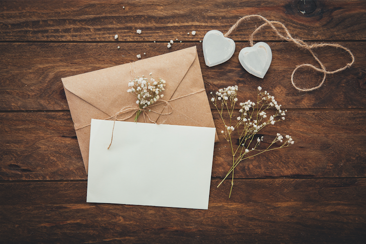 5 Ways to Make Your Wedding Invitations Extra Special This Yea