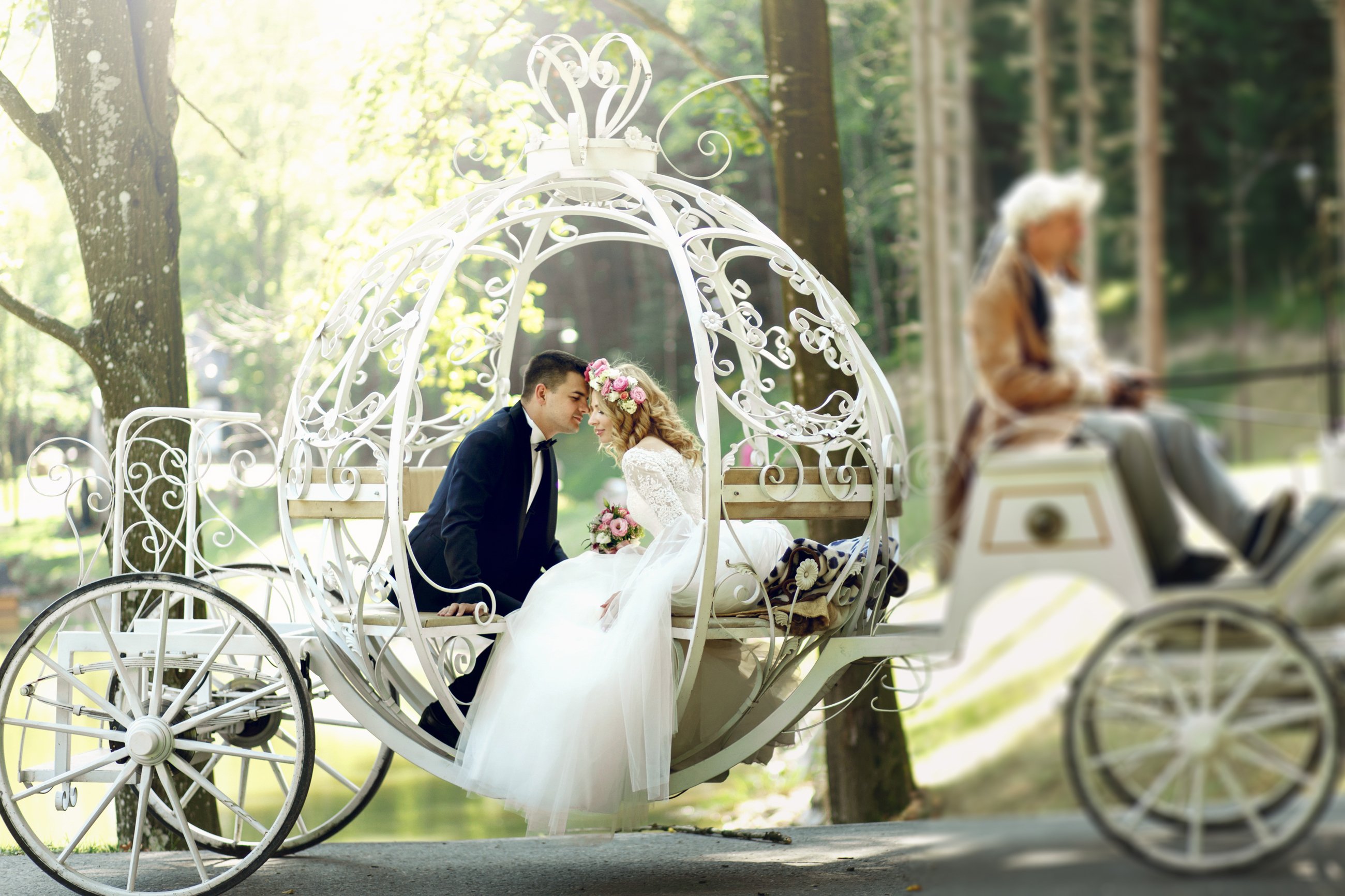 How to Pull Off Your Fairytale Wedding in Five Easy Steps